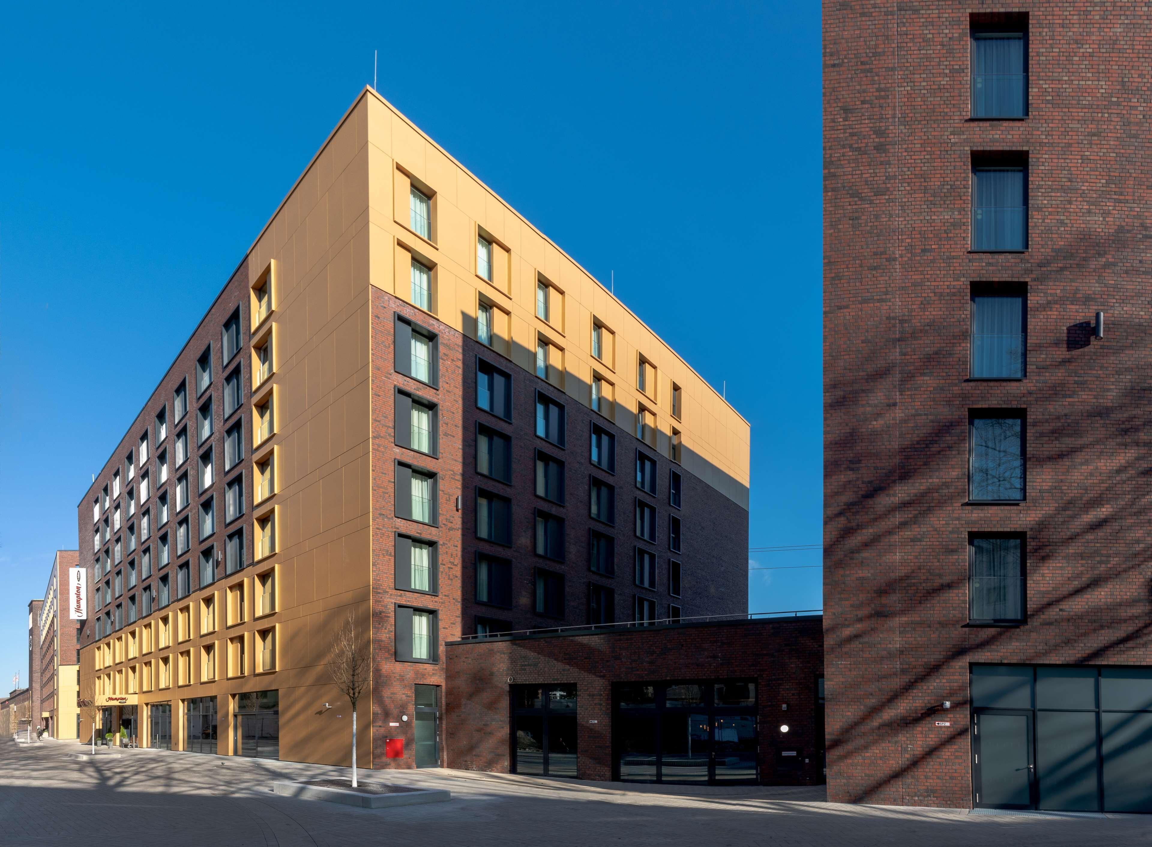 Hampton By Hilton Duesseldorf City Centre — Photos 1